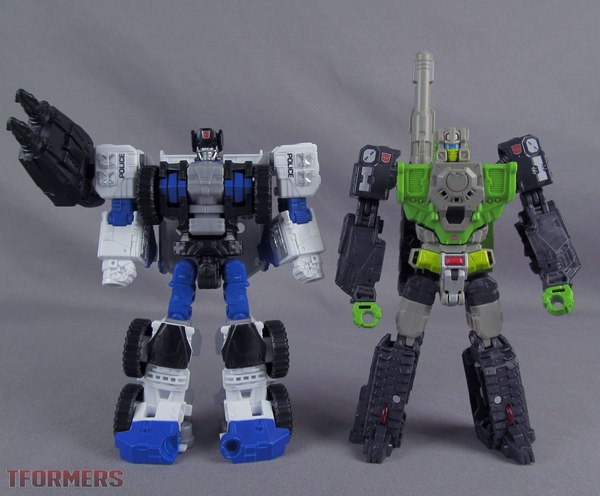 TFormers Titans Return Deluxe Hardhead And Furos Gallery 99 4 (102 of 102)